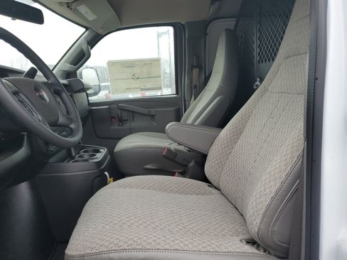 New 2025 GMC Savana 2500 w/ Driver Convenience Package image 24