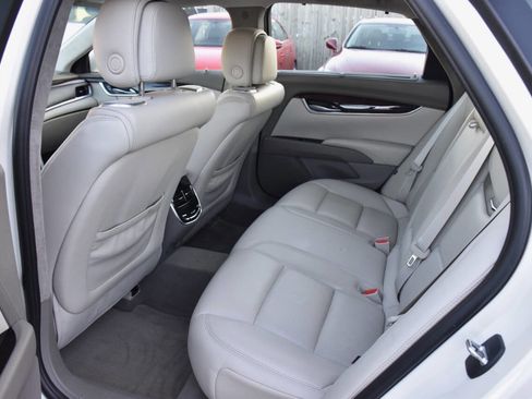 Used 2013 Cadillac XTS Platinum image 13