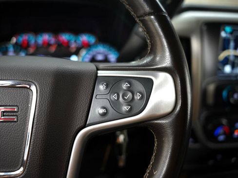 Used 2018 GMC Sierra 1500 SLT w/ SLT Premium Package image 16