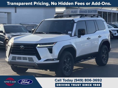 Used 2024 Lexus GX 550 AWD/4WD image 3