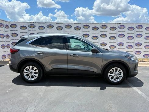 Certified 2024 Ford Escape Active FWD image 1
