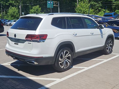 Certified 2023 Volkswagen Atlas SEL AWD/4WD image 3