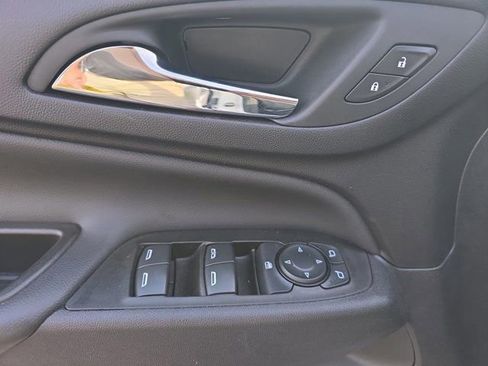 Used 2024 Chevrolet Equinox LT w/ LPO, Floor Liner Package FWD image 24