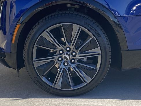 Certified 2024 Cadillac Lyriq Sport w/ Nappa Leather Package image 11