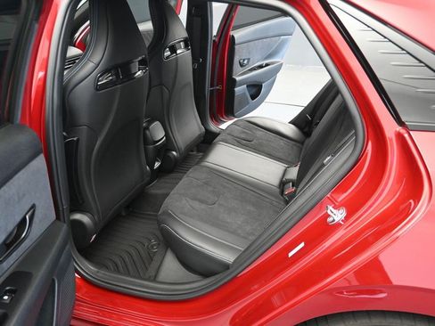 Used 2025 Hyundai Elantra N FWD image 9
