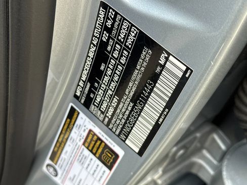 Used 2022 Mercedes-Benz GLC 300 4MATIC image 28