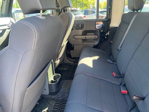 Used 2010 Jeep Wrangler Unlimited Sport image 8