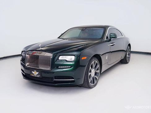 Used 2019 Rolls-Royce Wraith RWD image 2