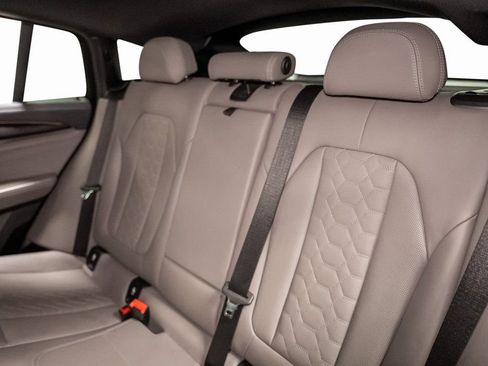 Used 2022 BMW X4 M w/ Executive Package image 39