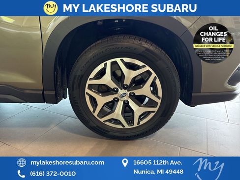Certified 2022 Subaru Forester Premium AWD/4WD image 31