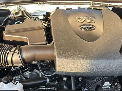 Used 2023 Toyota Tacoma TRD Off-Road w/ Technology Package image 36