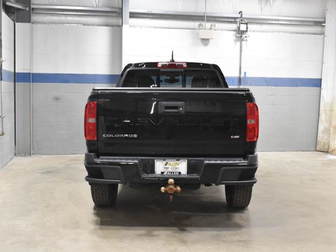 Used 2022 Chevrolet Colorado Z71 AWD/4WD image 25