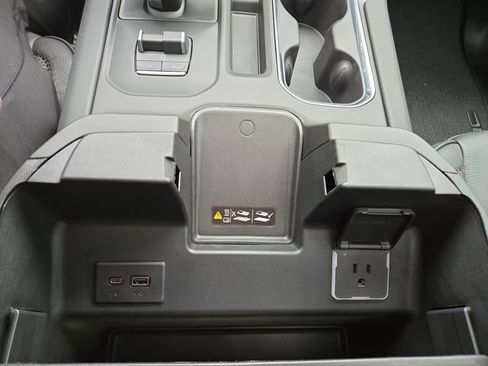 New 2026 GMC Sierra 1500 Denali w/ Technology Package image 23