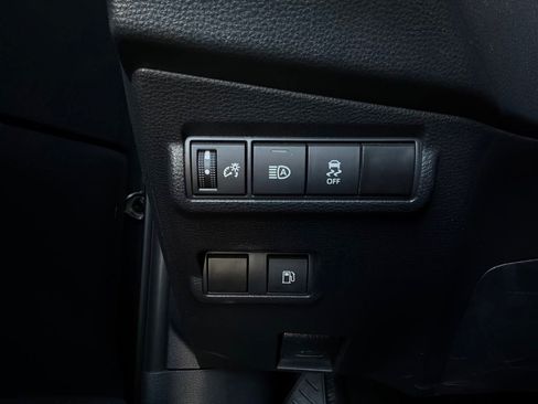 Used 2024 Toyota Corolla Cross AWD Hybrid image 26
