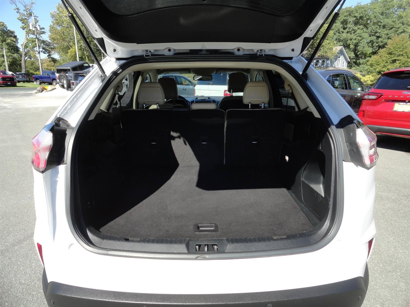 Used 2020 Ford Edge SEL AWD/4WD image 22