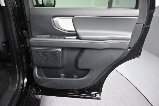 Certified 2025 Ford Expedition Active AWD/4WD image 29