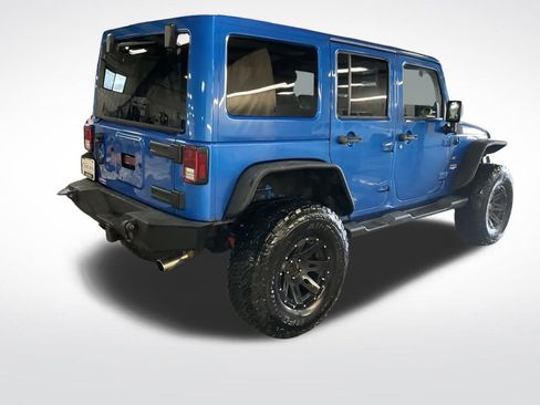 Used 2014 Jeep Wrangler Unlimited Sahara w/ Dual Top Group image 5