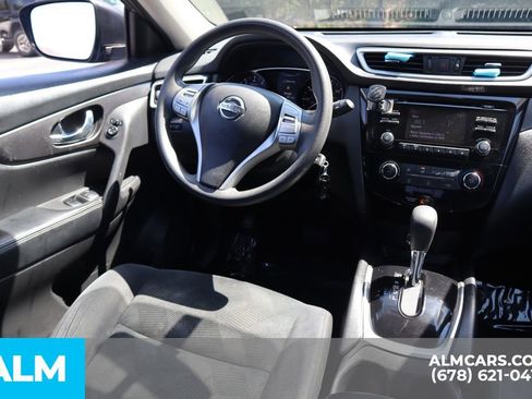 Used 2016 Nissan Rogue S w/ Appearance Package image 24