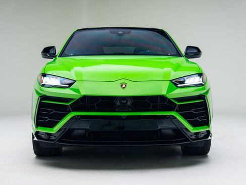 Used 2021 Lamborghini Urus image 4
