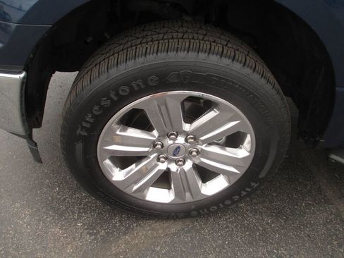 Used 2019 Ford F150 XLT w/ Equipment Group 302A Luxury AWD/4WD image 15