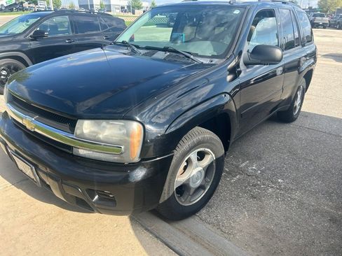 Used 2007 Chevrolet TrailBlazer LS AWD/4WD image 2