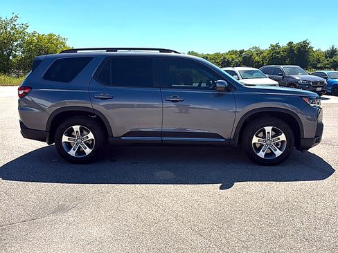 Used 2026 Honda Pilot EX-L image 5