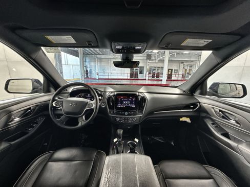 Used 2022 Chevrolet Traverse Premier w/ Redline Edition image 22