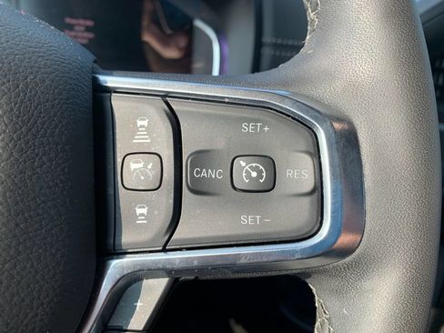 Used 2026 RAM 2500 Laramie AWD/4WD image 21