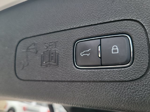 Used 2023 Lincoln Aviator Reserve w/ Equipment Group 201A RWD image 11