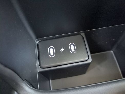 New 2026 Hyundai Kona SEL Premium FWD image 17