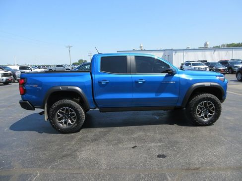 Used 2023 Chevrolet Colorado ZR2 w/ ZR2 Convenience Package III AWD/4WD image 5