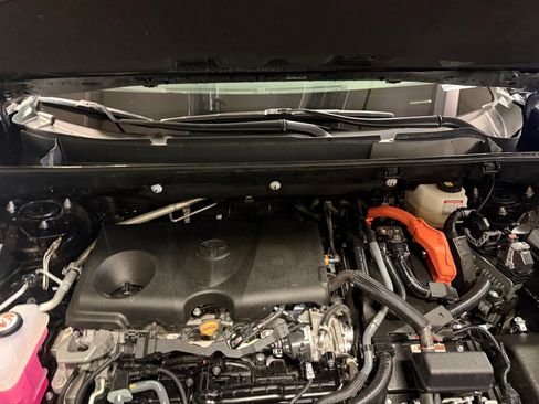 Used 2025 Toyota RAV4 Woodland Edition image 20