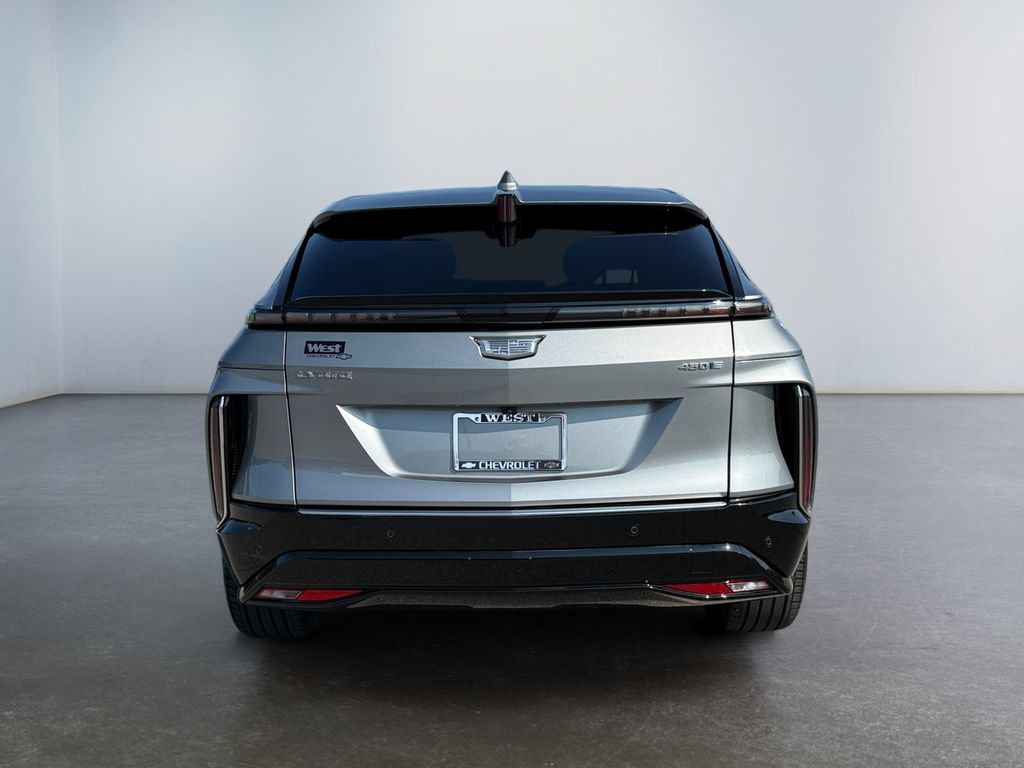 Used 2024 Cadillac Lyriq Luxury RWD image 4
