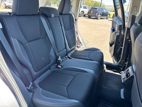 Used 2024 Subaru Forester Premium AWD/4WD image 14