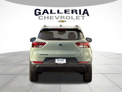 New 2026 Chevrolet TrailBlazer LT w/ Midnight Edition FWD image 6