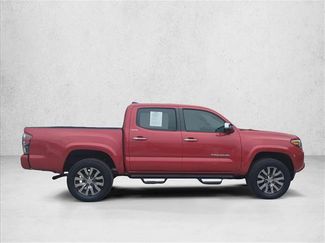 Used 2022 Toyota Tacoma Limited RWD video 4