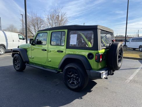 Used 2019 Jeep Wrangler Unlimited Sport image 7