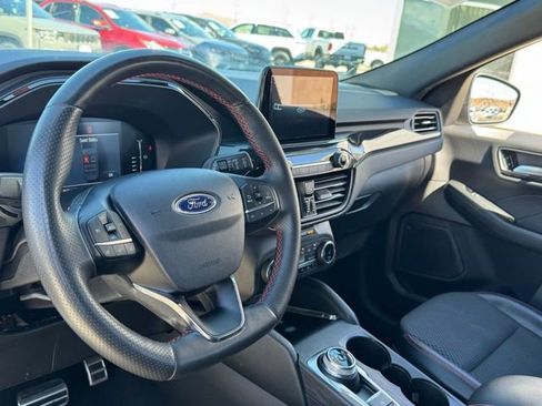Used 2023 Ford Escape ST-Line image 21