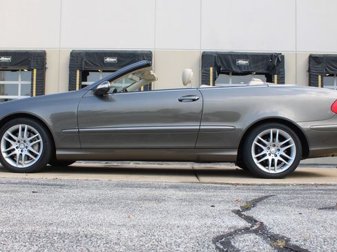 Used 2008 Mercedes-Benz CLK 350 Cabriolet image 24