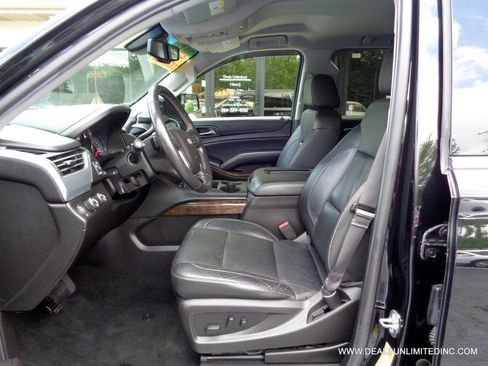Used 2017 Chevrolet Tahoe LT AWD/4WD image 9