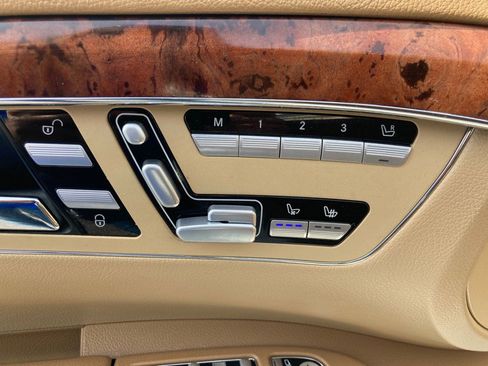 Used 2008 Mercedes-Benz S 550 image 17