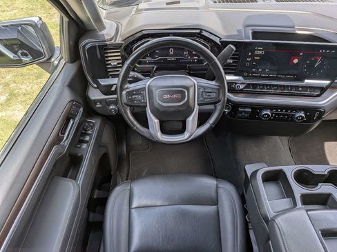 Used 2025 GMC Sierra 1500 SLT RWD image 15