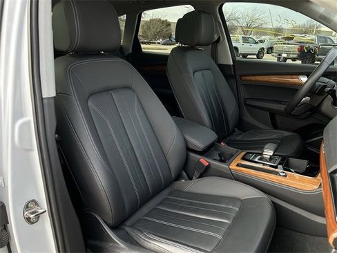 Used 2023 Audi Q5 2.0T Premium Plus w/ Premium Plus Package image 30