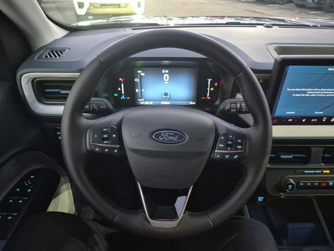 New 2025 Ford Maverick XLT w/ XLT Luxury Package image 29