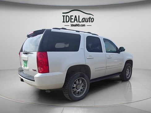 Used 2012 GMC Yukon SLT w/ SLT-2 Equipment Package image 5