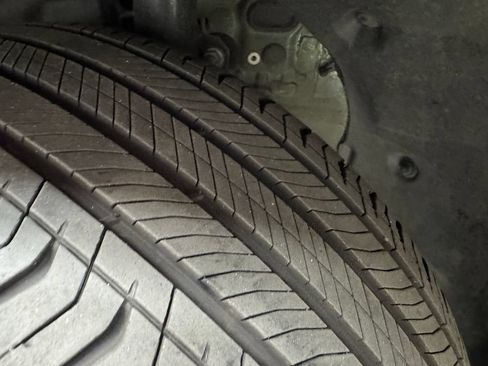 Used 2025 BMW X1 xDrive28i w/ Premium Package AWD/4WD image 29