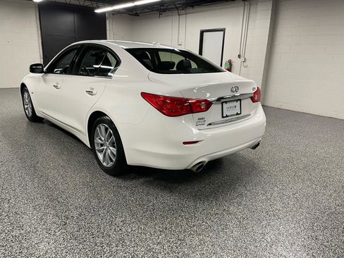 Used 2017 INFINITI Q50 2.0t w/ Moonroof Package image 7