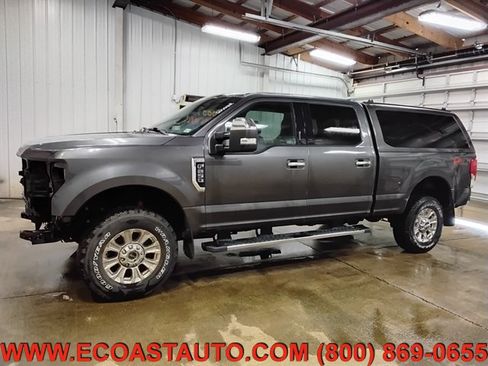 Used 2017 Ford F250 Lariat w/ Chrome Package AWD/4WD image 5