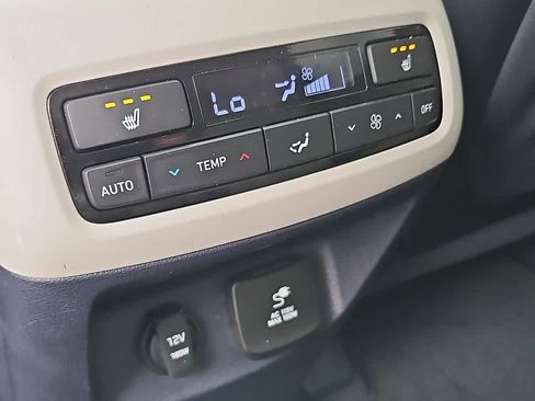 Used 2022 Hyundai Palisade SEL w/ Premium Package AWD/4WD image 27