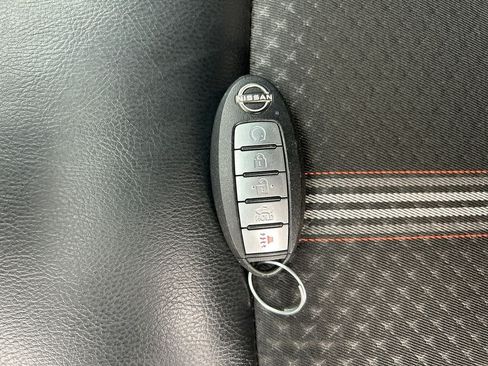 Used 2024 Nissan Altima 2.5 SR AWD/4WD image 33